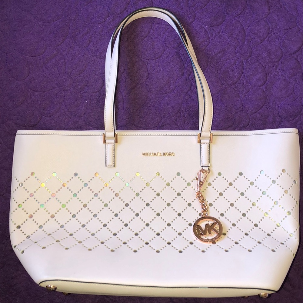 Michael Kors Jet Set Travel Carry All Tote